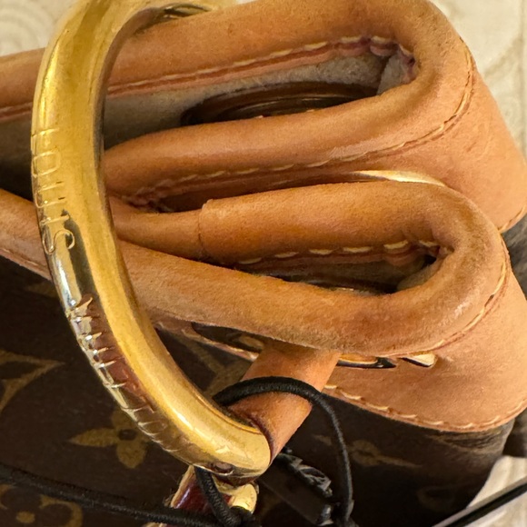 Louis Vuitton Galliera PM shoulder bag - Picture 4 of 16